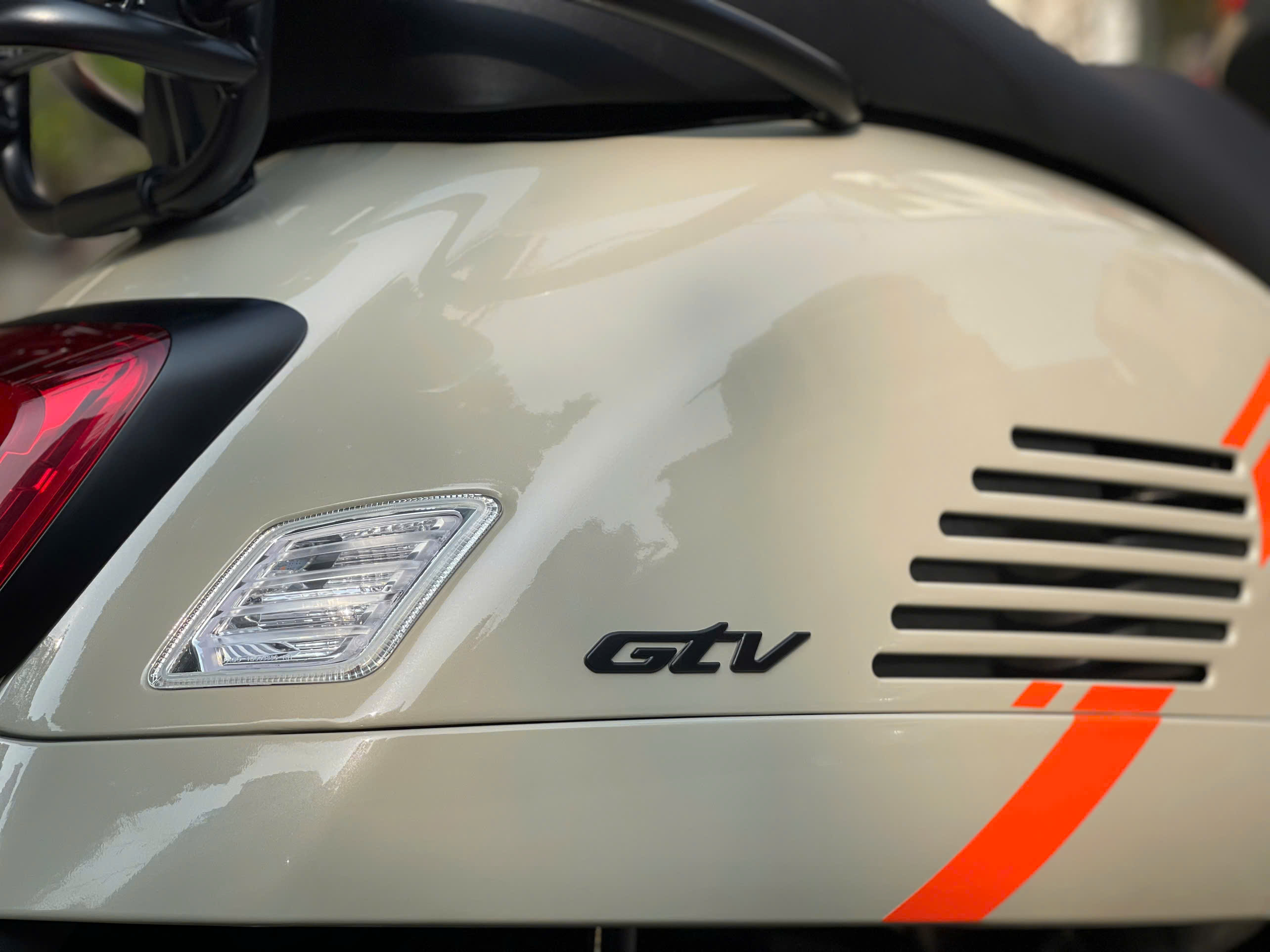 Vespa GTV 300 HPE 2023
